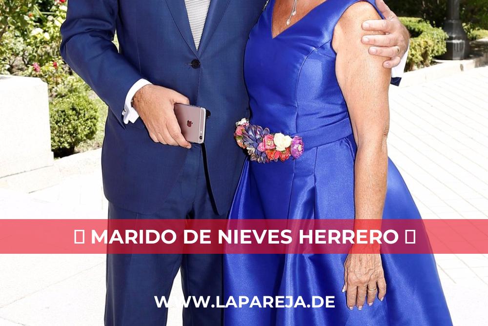 Marido de Nieves Herrero